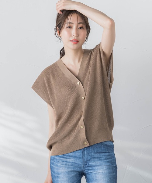 LAUTREAMONT（ロートレアモン）の「【WEB限定】【11号あり】メタルボタンニットベスト≪手洗い可能≫（ニット/セーター・レディース・ブラック/キャメル/ホワイト/ブルー・9号/11号）」の4枚目の写真