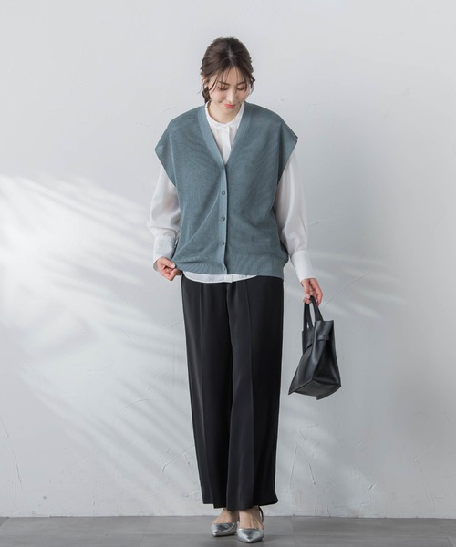 LAUTREAMONT（ロートレアモン）の「【WEB限定】【11号あり】メタルボタンニットベスト≪手洗い可能≫（ニット/セーター・レディース・ブラック/キャメル/ホワイト/ブルー・9号/11号）」の8枚目の写真