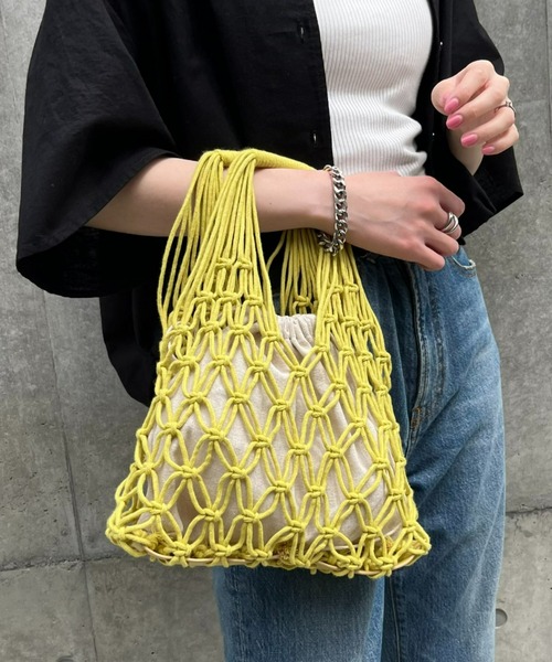 CIAOPANIC TYPY(チャオパニックティピー)の「【手編み】マクラメ巾着付きBAG(トートバッグ・レディース・サックスブルー/イエロー/ブラック/オフホワイト・ONE SIZE)」の4枚目の写真