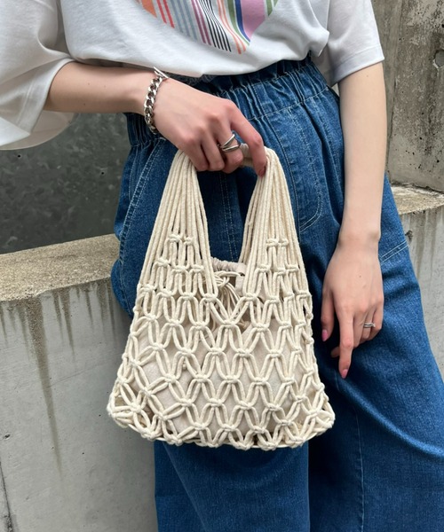 CIAOPANIC TYPY(チャオパニックティピー)の「【手編み】マクラメ巾着付きBAG(トートバッグ・レディース・サックスブルー/イエロー/ブラック/オフホワイト・ONE SIZE)」の5枚目の写真