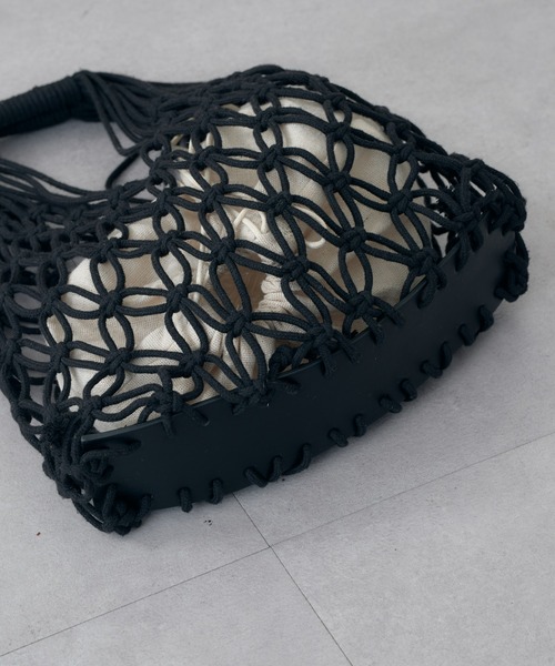 CIAOPANIC TYPY(チャオパニックティピー)の「【手編み】マクラメ巾着付きBAG(トートバッグ・レディース・サックスブルー/イエロー/ブラック/オフホワイト・ONE SIZE)」の10枚目の写真