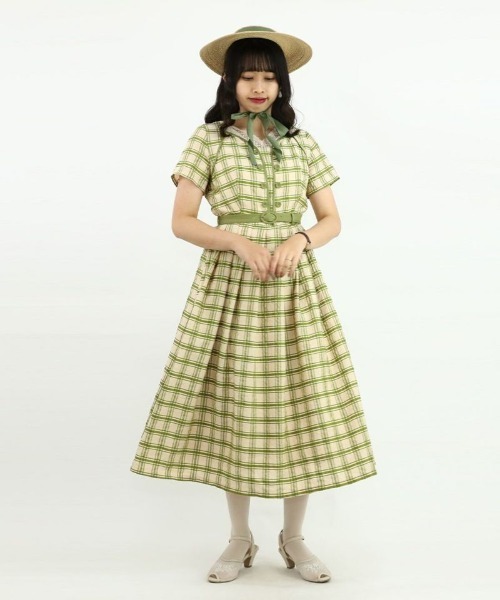 an another angelus（アンアナザーアンジェラス）の「ダブル釦チェックレイヤード風ワンピース（ワンピース・レディース・グリーン/ブラック×ホワイト・FREE）」の7枚目の写真