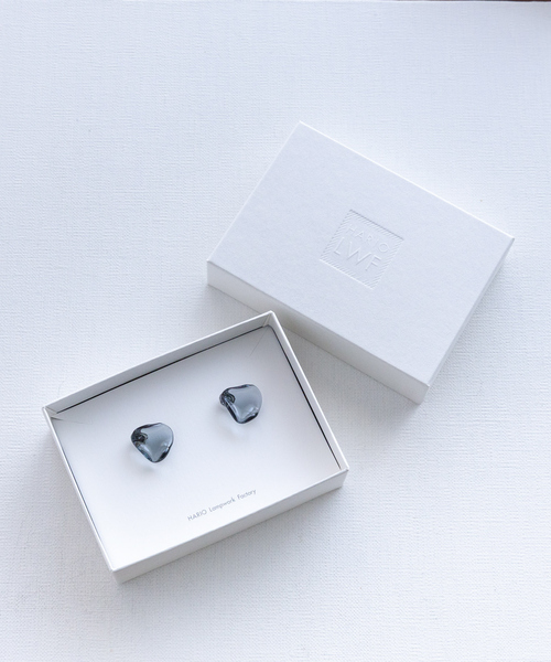 HARIO Lampwork Factory（ハリオランプワークファクトリー）の「【別注】【HARIO Lampwork Factory】ピアス フリル（ピアス（両耳用）・レディース・クリア/グレー/ブラウン・フリー）」の22枚目の写真