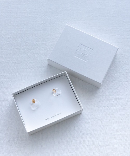 HARIO Lampwork Factory（ハリオランプワークファクトリー）の「【別注】【HARIO Lampwork Factory】ピアス フリル（ピアス（両耳用）・レディース・クリア/グレー/ブラウン・フリー）」の7枚目の写真