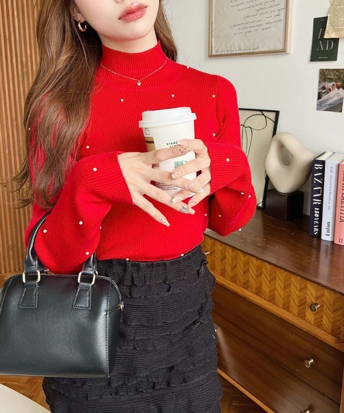 moment+（モーメントプラス）の「パールハイネックリブニットプルオーバー（ニット/セーター・レディース・チャコールグレー/ナチュラル/アイボリー/ブラック/レッド/杢グレー・M/L）」の18枚目の写真