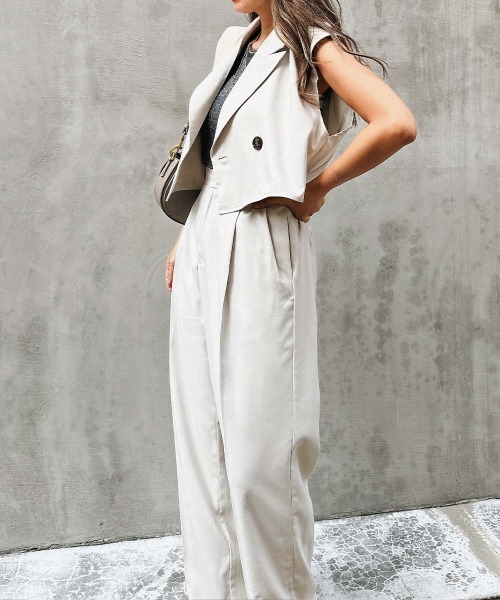 esutoreja（エストレジャ）の「ワイドパンツジャケットセットアップ（セットアップ・レディース・アイボリー/ブラック/ベージュ・FREE）」の2枚目の写真