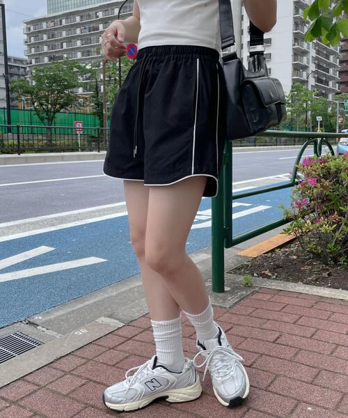 WEGO（ウィゴー）の「WEGO/パイピングラインショートパンツ