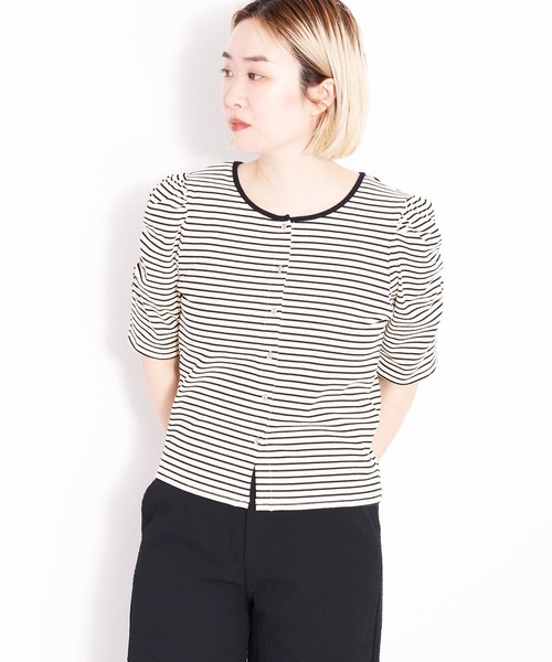 cepo(セポ)の「バックリボン ソデギャザーカーデ(カーディガン/ボレロ・レディース・ホワイト×ブラック/オフホワイト/ブラック・M)」の20枚目の写真