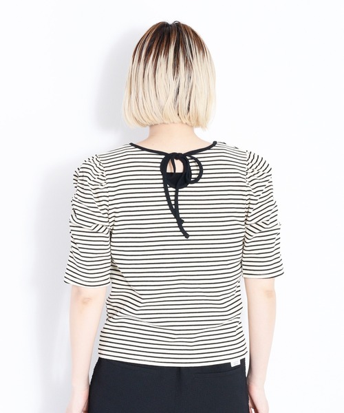 cepo(セポ)の「バックリボン ソデギャザーカーデ(カーディガン/ボレロ・レディース・ホワイト×ブラック/オフホワイト/ブラック・M)」の19枚目の写真