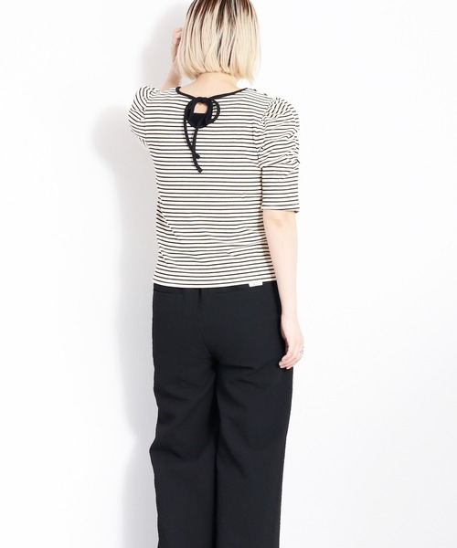 cepo(セポ)の「バックリボン ソデギャザーカーデ(カーディガン/ボレロ・レディース・ホワイト×ブラック/オフホワイト/ブラック・M)」の14枚目の写真