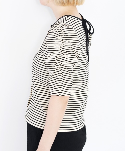 cepo(セポ)の「バックリボン ソデギャザーカーデ(カーディガン/ボレロ・レディース・ホワイト×ブラック/オフホワイト/ブラック・M)」の17枚目の写真