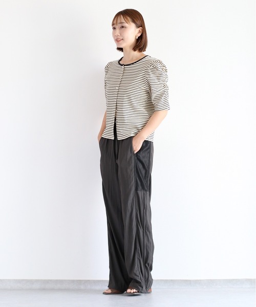 cepo(セポ)の「バックリボン ソデギャザーカーデ(カーディガン/ボレロ・レディース・ホワイト×ブラック/オフホワイト/ブラック・M)」の5枚目の写真