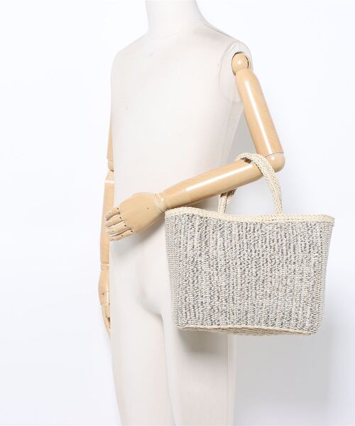 Paradise Picnic(パラダイスピクニック)の「ラメ編みスクエアかごバッグ(かごバッグ・レディース・シルバー・FREE)」の4枚目の写真