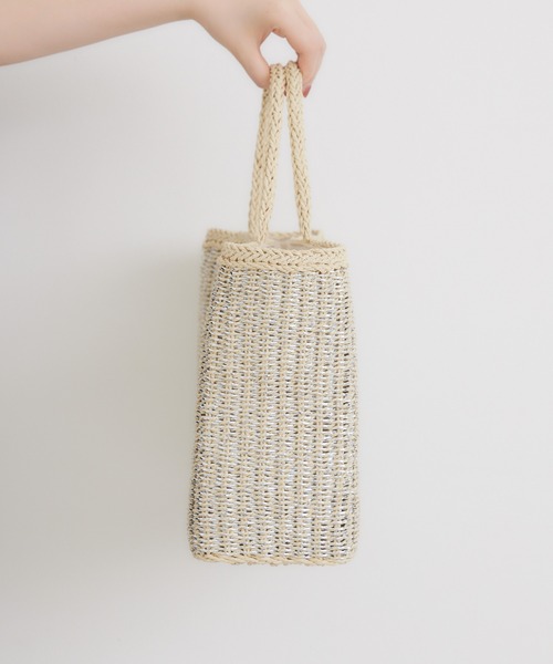 Paradise Picnic(パラダイスピクニック)の「ラメ編みスクエアかごバッグ(かごバッグ・レディース・シルバー・FREE)」の8枚目の写真