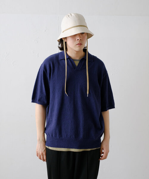 WHIMSIC(ウィムジック)の「【UNISEX】ブークレスキッパーネックショートスリーブプルオーバー(ポロシャツ・メンズ・ブラック/ネイビー/グレイッシュベージュ・FREE)」の18枚目の写真