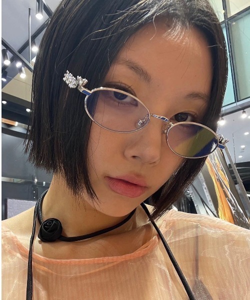 VIBGYOR（ヴィブジョー）の「【LAMPOON】ビジューメガネ（メガネ・レディース・ゴールド/シルバー・FREE）」の6枚目の写真