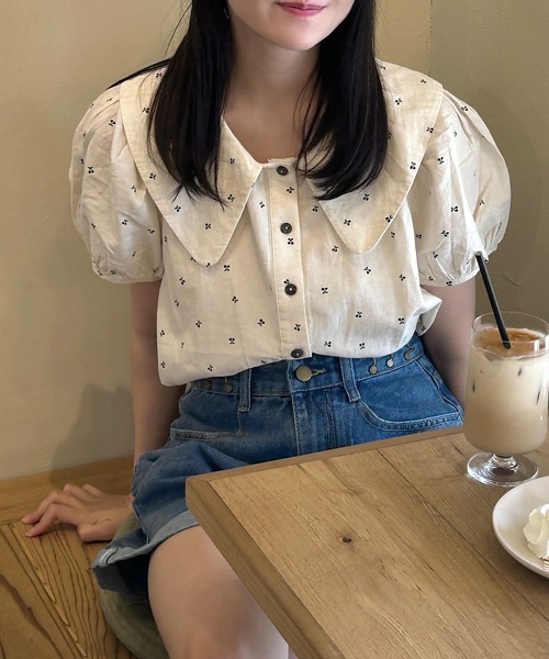 Cham.（チャム）の「さくらんぼ柄ビッグカラーブラウス（シャツ/ブラウス・レディース・ネイビー/ブラウン・F）」の14枚目の写真