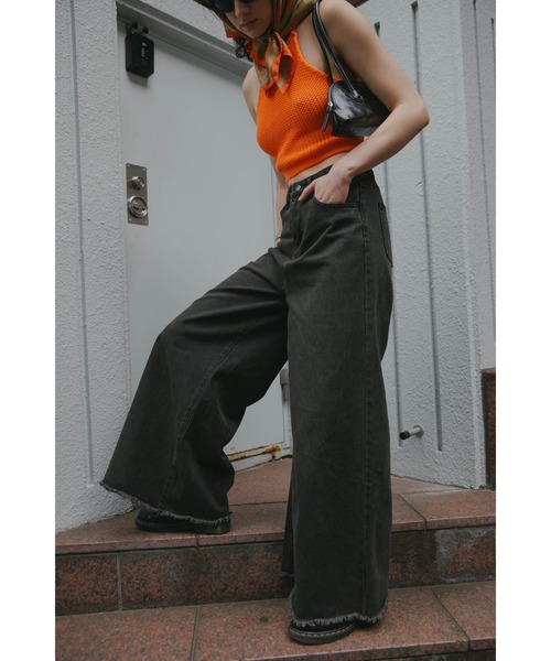 Solace(ソレイス)の「ブラックワイドデニムパンツ(デニムパンツ・レディース・ブラック・SMALL/FREE)」の1枚目の写真