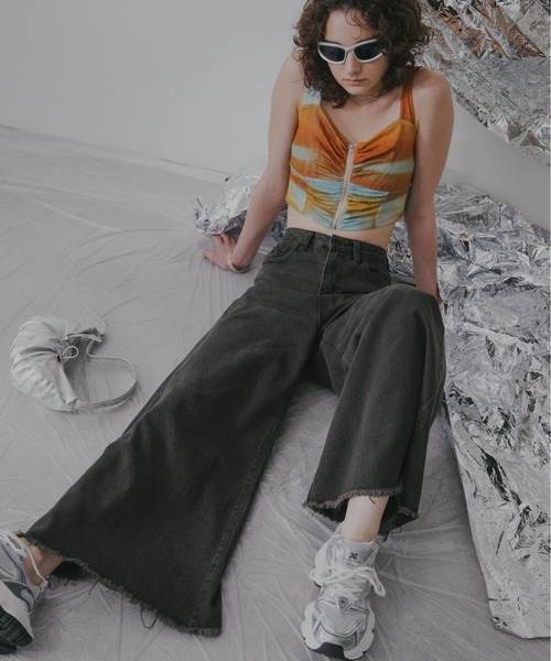 Solace(ソレイス)の「ブラックワイドデニムパンツ(デニムパンツ・レディース・ブラック・SMALL/FREE)」の13枚目の写真