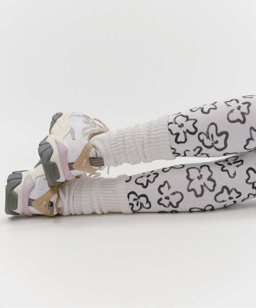 emmi(エミ)の「eco ドローウィングレギンス(その他パンツ・レディース・オフホワイト/ネイビー・0/1)」の3枚目の写真