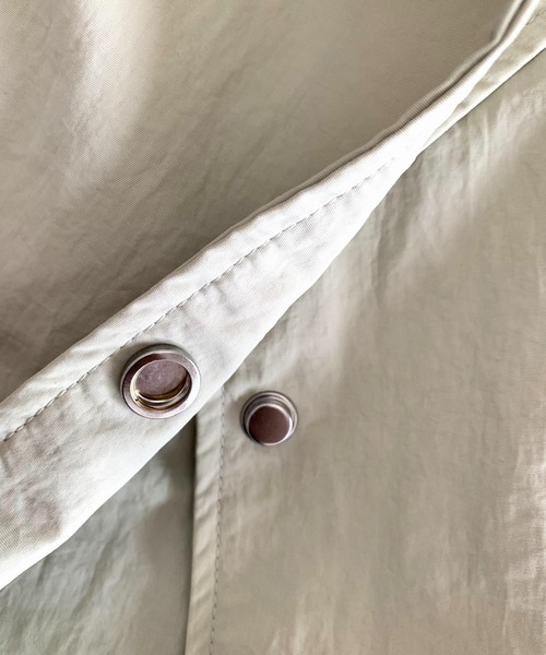 Q（キュー）の「ナイロンオーバーサイズジレ（ベスト・レディース・アイボリー/ブラック・MEDIUM）」の8枚目の写真