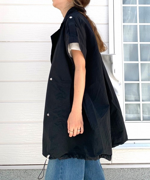 Q（キュー）の「ナイロンオーバーサイズジレ（ベスト・レディース・アイボリー/ブラック・MEDIUM）」の10枚目の写真