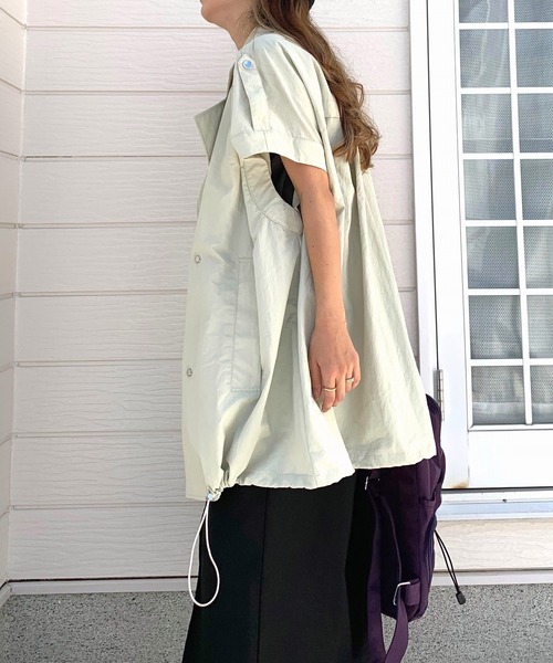 Q（キュー）の「ナイロンオーバーサイズジレ（ベスト・レディース・アイボリー/ブラック・MEDIUM）」の18枚目の写真