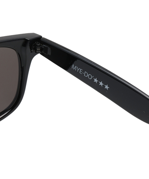 MYE-DO'（マイ・ドゥ）の「WF セルフレーム ミラーサングラス #TY2832-1M（サングラス・レディース・ブラック・FREE）」の8枚目の写真