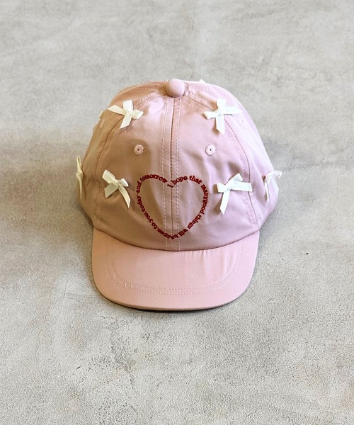 GRIN BUDDY（グリンバディ）の「【GRIN BUDDY】別注 Heart Ribbon Cap(キナリ/ピンク)（キャップ・キッズ・キナリ/ピンク・52/54）」の3枚目の写真