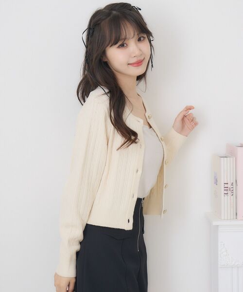 ems excite(エムズエキサイト)の「ケーブルNTカーデ(カーディガン/ボレロ・レディース・ダークブルー/ナチュラル/ダークグレー/レッド・FREE)」の21枚目の写真