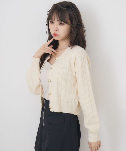 ems excite(エムズエキサイト)の「ケーブルNTカーデ(カーディガン/ボレロ・レディース・ダークブルー/ナチュラル/ダークグレー/レッド・FREE)」の22枚目の写真