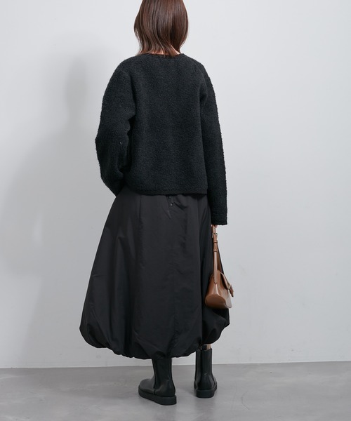 ROPE' PICNIC(ロペピクニック)の「金ボタンループ編みニットカーディガン(通常丈)/リンクコーデ(ブルゾン・レディース・チャコールグレー/キナリ/ブラック・38)」の6枚目の写真