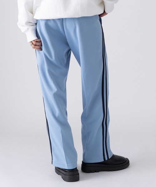 United Athle(ユナイテッドアスレ)の「雑誌『FINEBOYS』1月号にて目黒蓮さん着用!【United Athle】7.0オンス スムース サイドライン トラックパンツ 1902(スウェットパンツ・メンズ・ネイビー/ブラック/ブラック系その他2/サックスブルー/グレー/ベージュ・M/L/XL/S)」の7枚目の写真