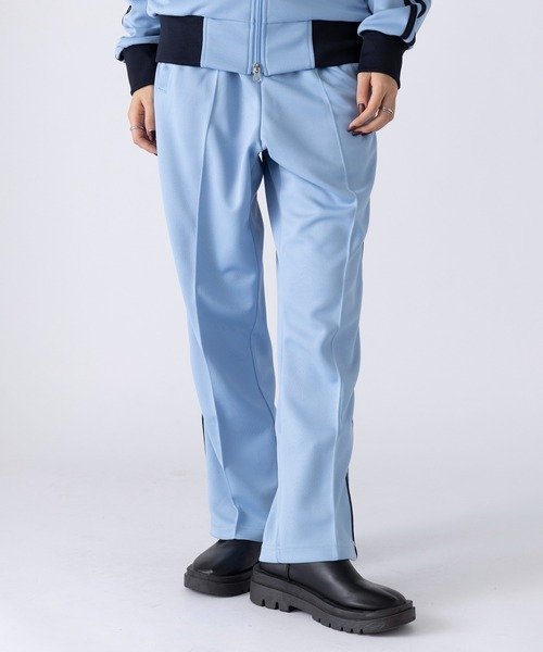 United Athle(ユナイテッドアスレ)の「雑誌『FINEBOYS』1月号にて目黒蓮さん着用!【United Athle】7.0オンス スムース サイドライン トラックパンツ 1902(スウェットパンツ・メンズ・ネイビー/ブラック/ブラック系その他2/サックスブルー/グレー/ベージュ・M/L/XL/S)」の18枚目の写真