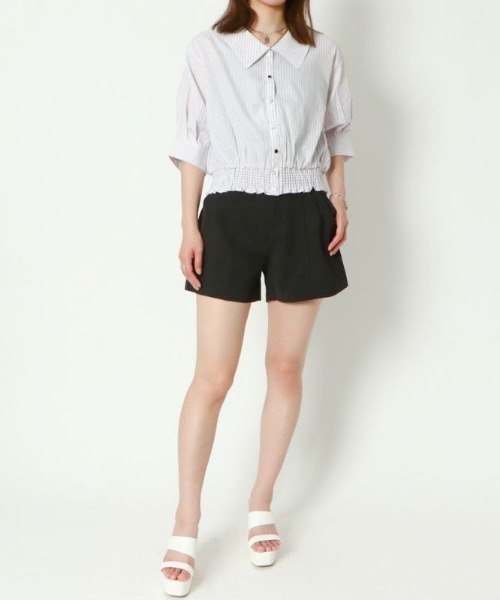 GORGE(ゴージ)の「《美脚×脚長シルエット》レディース 共ベルト付き タックショートパンツ ハイウエスト 春夏秋(その他パンツ・レディース・ブラック/ベージュ/モカ・F)」の9枚目の写真