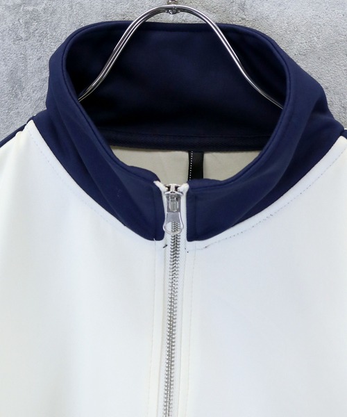 Anytime Songs(エニータイムソングス)の「half zip track jacket/フロントロゴ刺繍 ハーフジップ トラックジャケット(ジャージ・メンズ・オフホワイト/ネイビー/サックスブルー/ワイン・M/XL/L)」の6枚目の写真