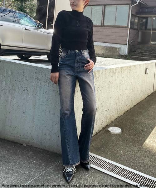 BACK TO THE FIELD（バック トゥー ザ フィールド）の「【MLB】エンボスハイネックニットトップス（ニット/セーター・レディース・レッド/ホワイト/ブラック・FREE）」の6枚目の写真