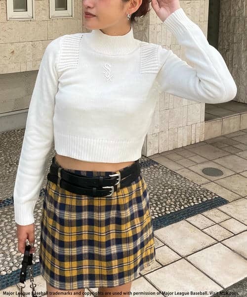 BACK TO THE FIELD（バック トゥー ザ フィールド）の「【MLB】エンボスハイネックニットトップス（ニット/セーター・レディース・レッド/ホワイト/ブラック・FREE）」の15枚目の写真