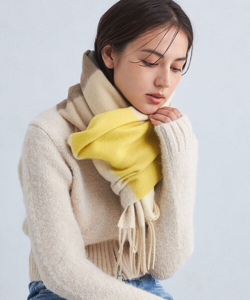 green label relaxing（グリーンレーベルリラクシング）の「ウールチェック ストール / マフラー（マフラー・レディース・ライトグレー/ピンク/ライム/イエロー/パープル・FREE）」の9枚目の写真