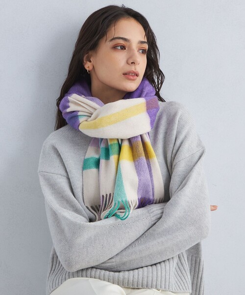 green label relaxing（グリーンレーベルリラクシング）の「ウールチェック ストール / マフラー（マフラー・レディース・ライトグレー/ピンク/ライム/イエロー/パープル・FREE）」の10枚目の写真