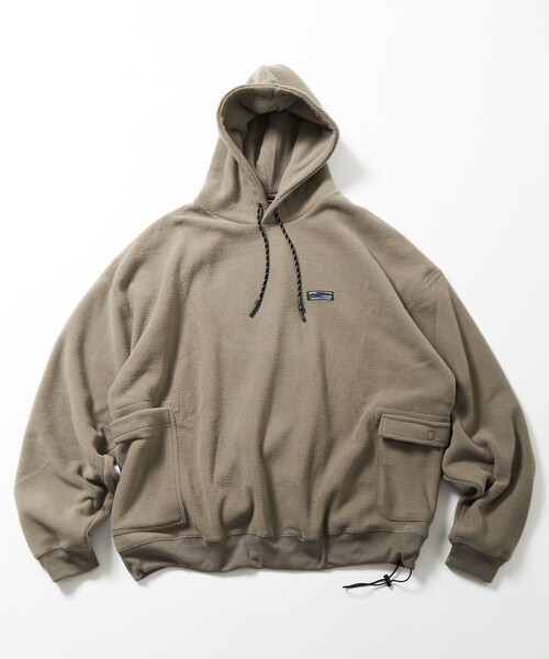 FREAK'S STORE（フリークスストア）の「限定展開 ビッグシルエット サイドポケット フリース プルオーバー パーカー（パーカー・メンズ・チャコールグレー/グレー/グレイッシュベージュ/オリーブ/ブラック/ネイビー・SMALL/MEDIUM/LARGE）」の10枚目の写真