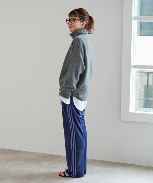 Spick & Span（スピックアンドスパン）の「ADIDAS / アディダス BB Verour TP JM2266/2267/2268（その他パンツ・レディース・ライトグレー/ベージュ/ネイビー・X-SMALL/SMALL）」の14枚目の写真