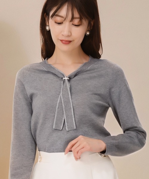 MISCH MASCH(ミッシュマッシュ)の「パールリング付きラメボウタイニット/MM448319(ニット/セーター・レディース・ホワイト/ブラック/グレー/ブルー・フリ-)」の3枚目の写真