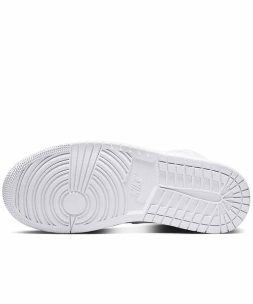 JORDAN BRAND(ジョーダンブランド)の「エア ジョーダン 1 MID ウィメンズシューズ / Air Jordan 1 Mid Women's Shoes DV0991-111 White(スニーカー・レディース・ホワイト・23/24/25/26/27/28/22/29/28.5/25.5/26.5/27.5/22.5/24.5/23.5)」の2枚目の写真