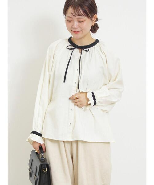 Samansa Mos2（サマンサ モスモス）の「柄アソートクレリック前後2WAYブラウス（シャツ/ブラウス・レディース・ブラック/ベージュ/オフホワイト/ブルー・F）」の20枚目の写真