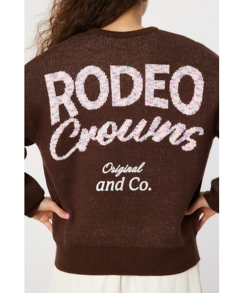 RODEO CROWNS WIDE BOWL(ロデオクラウンズワイドボウル)の「MIX COLOR LOGOニットトップス(ニット/セーター・レディース・ブラウン/レッド/グレー×ホワイト/チャコールグレー・FREE)」の15枚目の写真