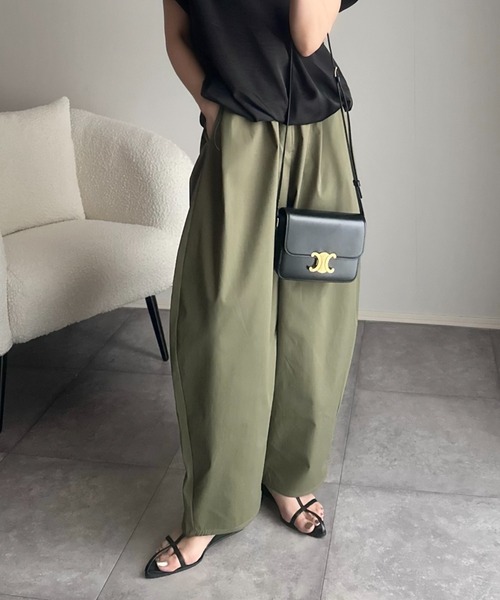 Eclat one（エクラワン）の「【Eclat one】カーブデザイン ワイド パンツ（チノパンツ・レディース・ベージュ/アイボリー/ブラック/カーキ/ネイビー/ブラウン/ライトグレー/ブラウン系その他/ベージュ系その他/ベージュ×ブラック・M/S/L）」の14枚目の写真