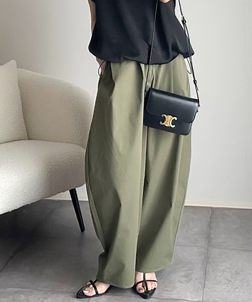 Eclat one（エクラワン）の「【Eclat one】カーブデザイン ワイド パンツ（チノパンツ・レディース・ベージュ/アイボリー/ブラック/カーキ/ネイビー/ブラウン/ライトグレー/ブラウン系その他/ベージュ系その他/ベージュ×ブラック・M/S/L）」の17枚目の写真