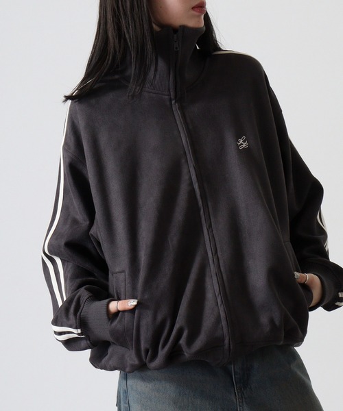 atONE(アットワン)の「スエードポンチトラックジャケット(ブルゾン・レディース・アイボリー/スミクロ/ブラック系その他4/ベージュ系その他2/ブラウン・F)」の12枚目の写真
