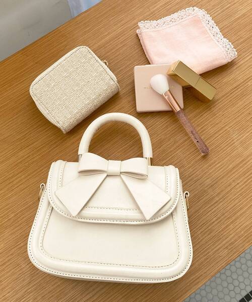 MAJESTIC LEGON（マジェスティックレゴン）の「クラシックリボンバッグ（ハンドバッグ・レディース・レッド/ブラック/アイボリー・FREE）」の19枚目の写真